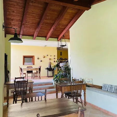 Bed and Breakfast Domo Minnannu Miriu 3*