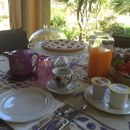 Domo Minnannu Miriu Bed and Breakfast 3*