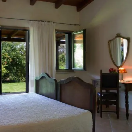 Bed and Breakfast Domo Minnannu Miriu Trudda