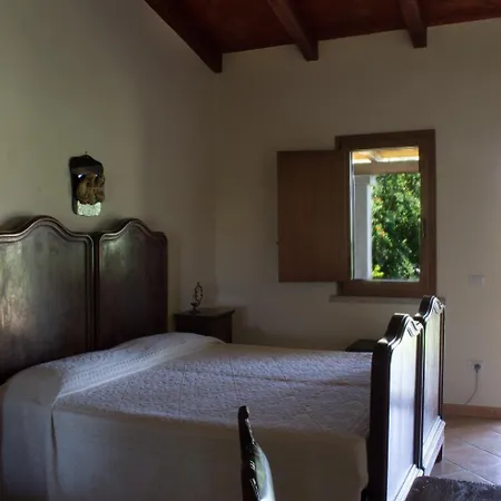 Domo Minnannu Miriu Bed and Breakfast Trudda