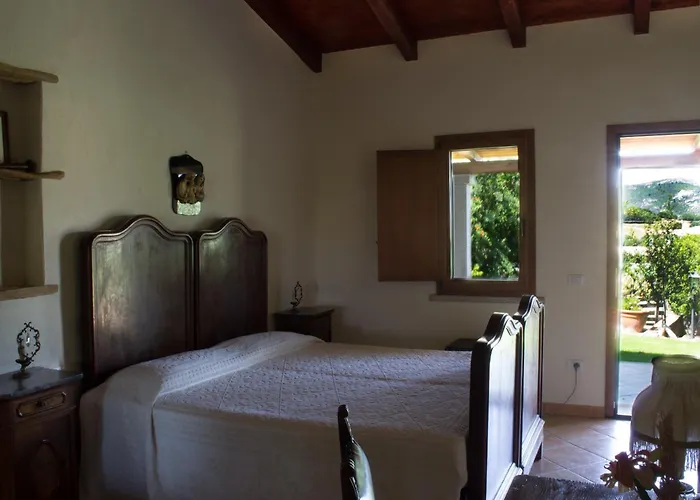 Domo Minnannu Miriu Oda ve Kahvaltı Trudda