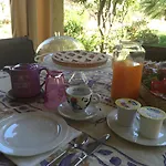 Domo Minnannu Miriu Bed & Breakfast 3*